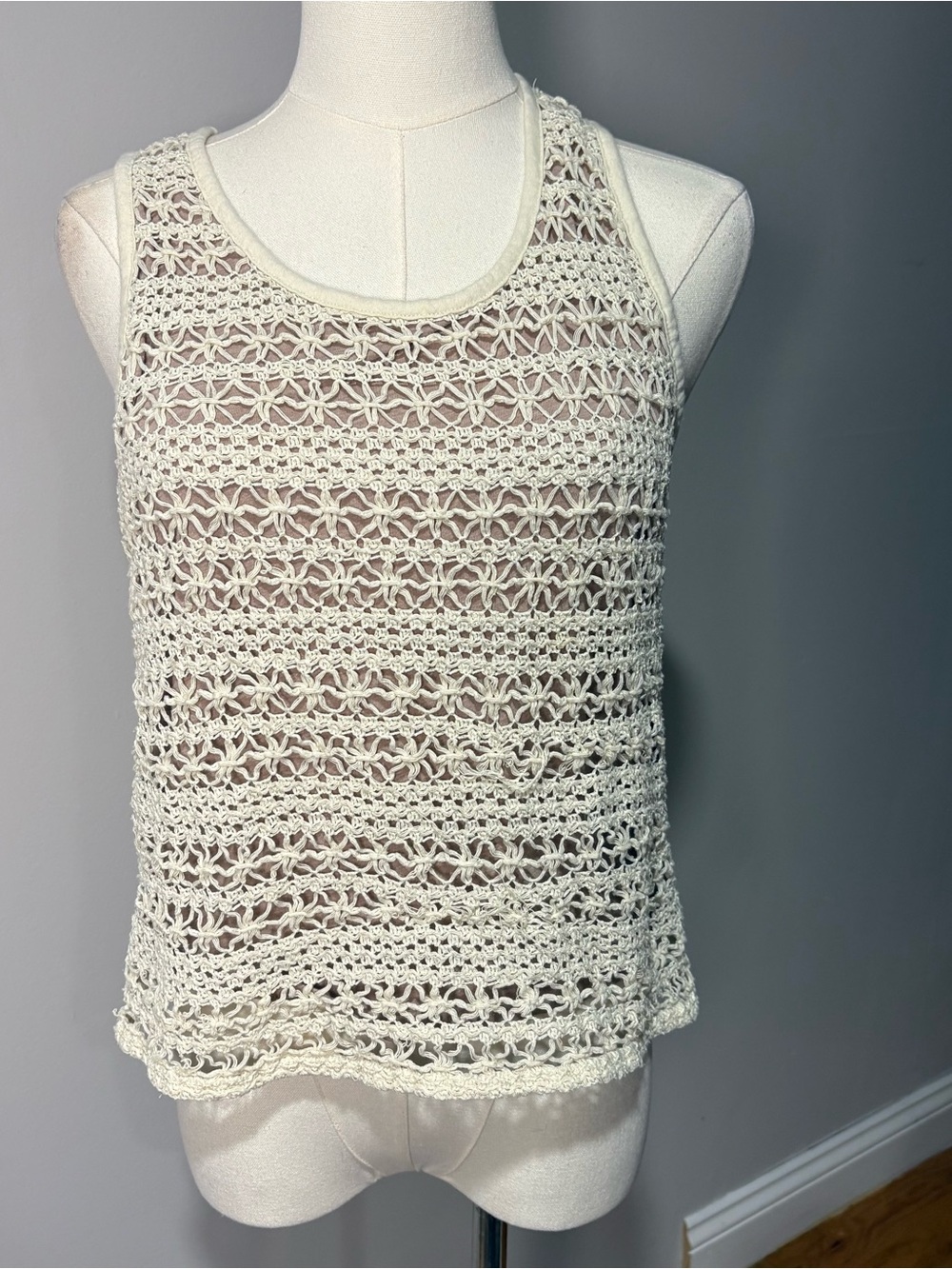 Gianni Bini Beige Brown Crochet Tank  Top‎ Open Knit Grandma Boho Cottage Sz L